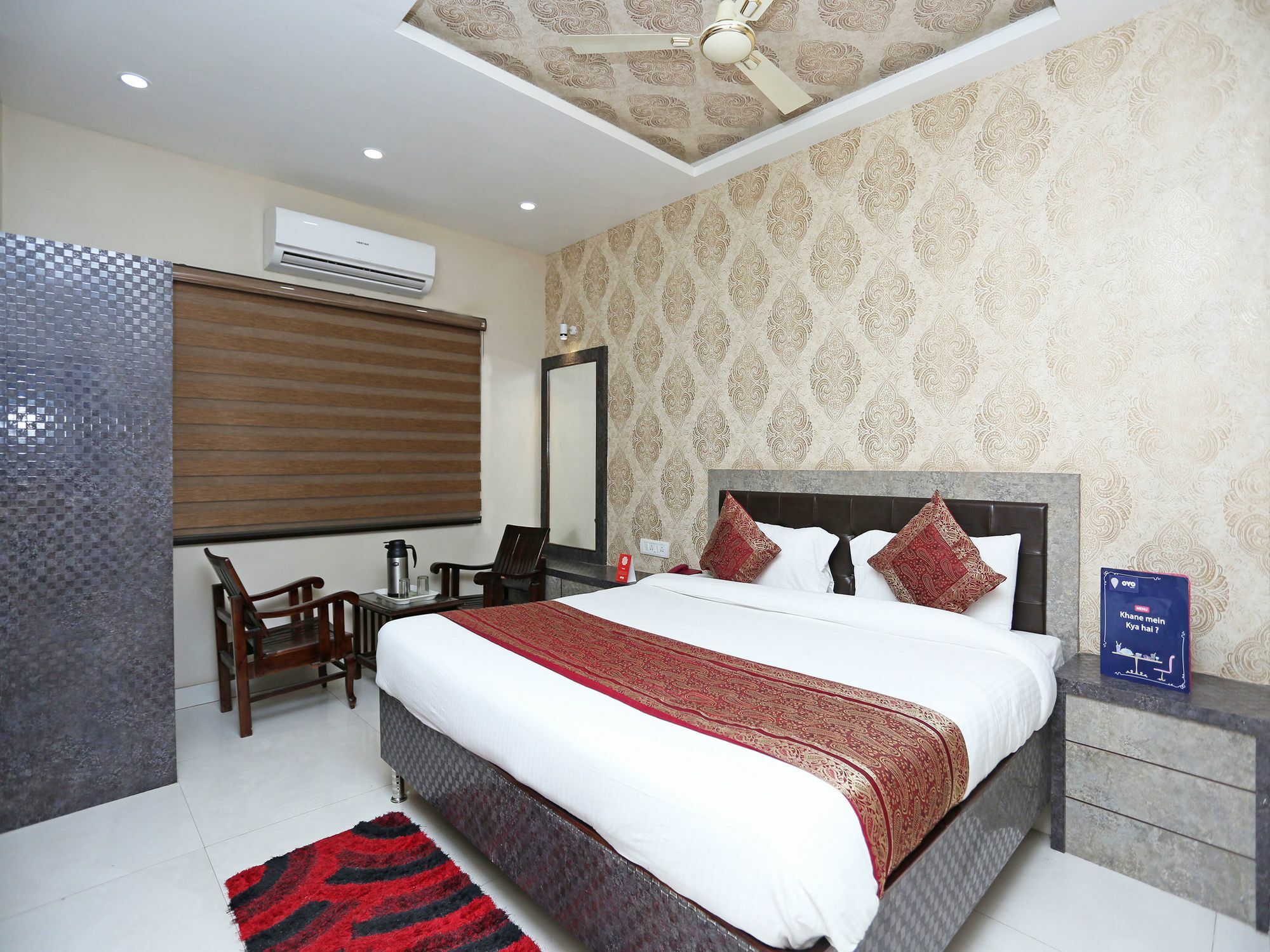 Oyo 10338 Hotel Aadesh Palace Váránaszi Kültér fotó